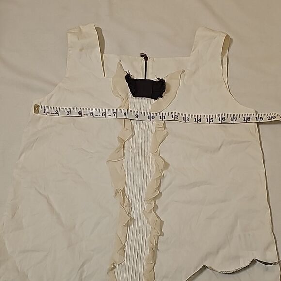 ST JOHN  SOCA SLEEVELESS TOP SIZE MEDIUM. - Picture 3 of 7